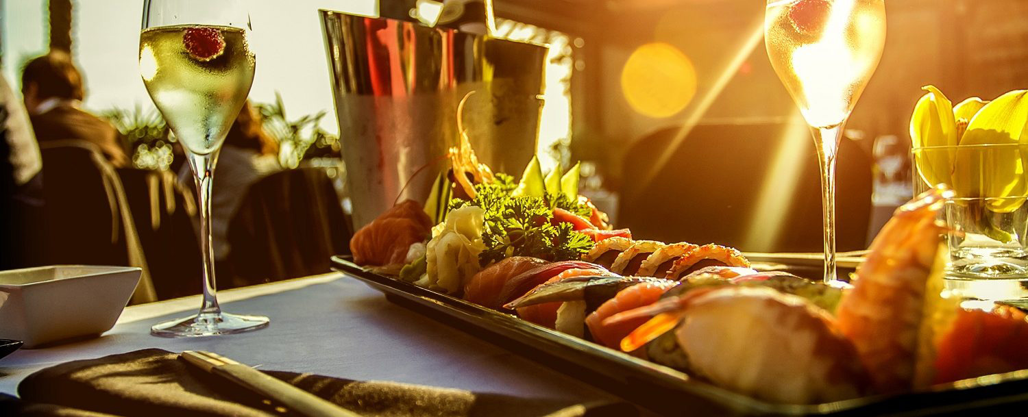 Kết hợp rượu vang và món ăn từ A-Z 9 rượu vang trắng thường dùng với thức ăn nhẹ